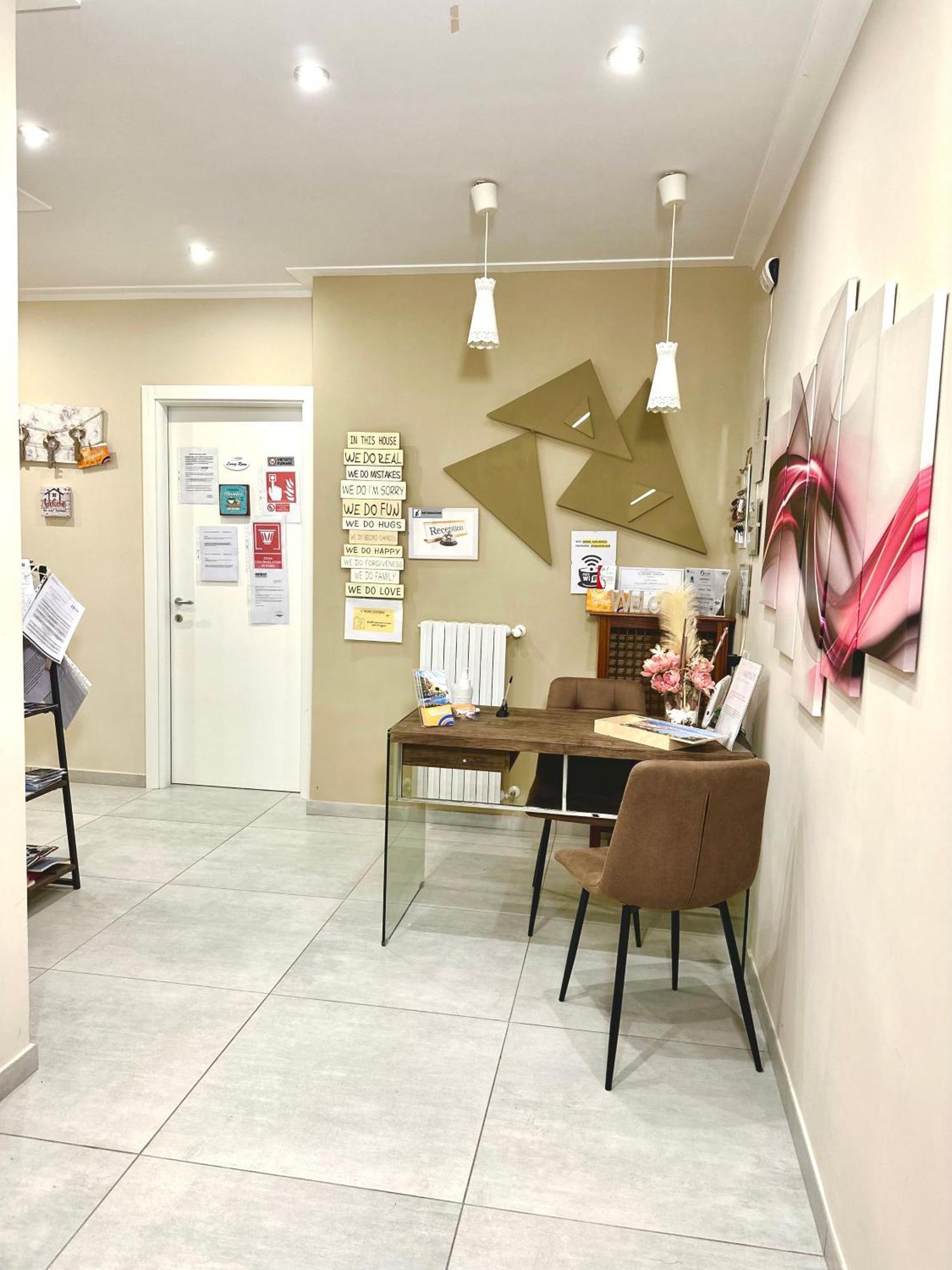 Tuttoincentro Bed and Breakfast Σαλέρνο Εξωτερικό φωτογραφία